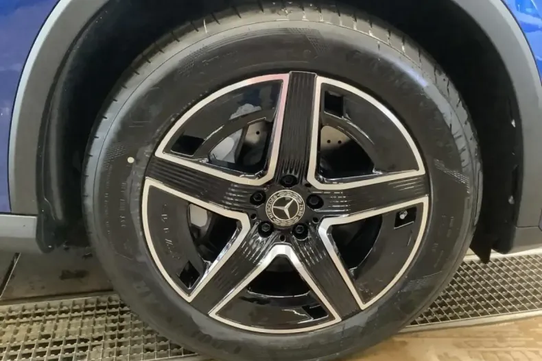 Mercedes-Benz GLC 220 din 2024 cu 16.000 km - oferta MER108035 - foto 7