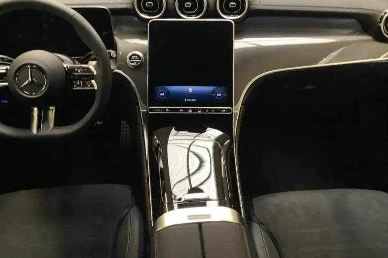 Mercedes-Benz GLC 220 din 2024 cu 16.000 km - oferta MER108035 - foto 11