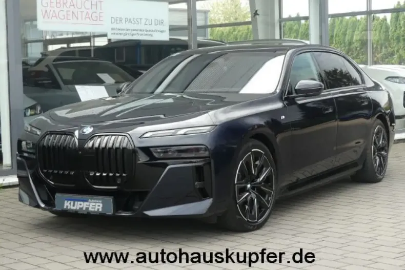 BMW i7 din 2024 cu 12.520 km - oferta BMW108044 - foto 3