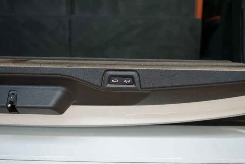 BMW X7 din 2022 cu 97.169 km - oferta BMW108045 - foto 19