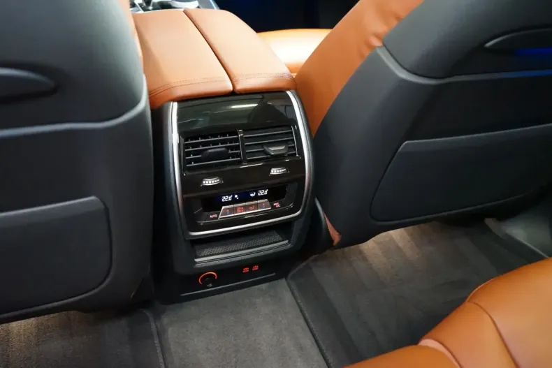 BMW X7 din 2022 cu 97.169 km - oferta BMW108045 - foto 21