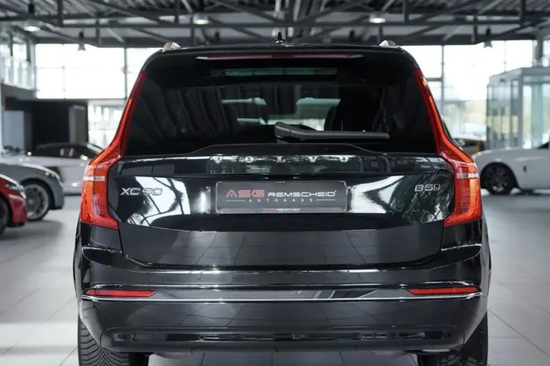 Volvo XC90 din 2023 cu 20.000 km - oferta VOL108064 - foto 7