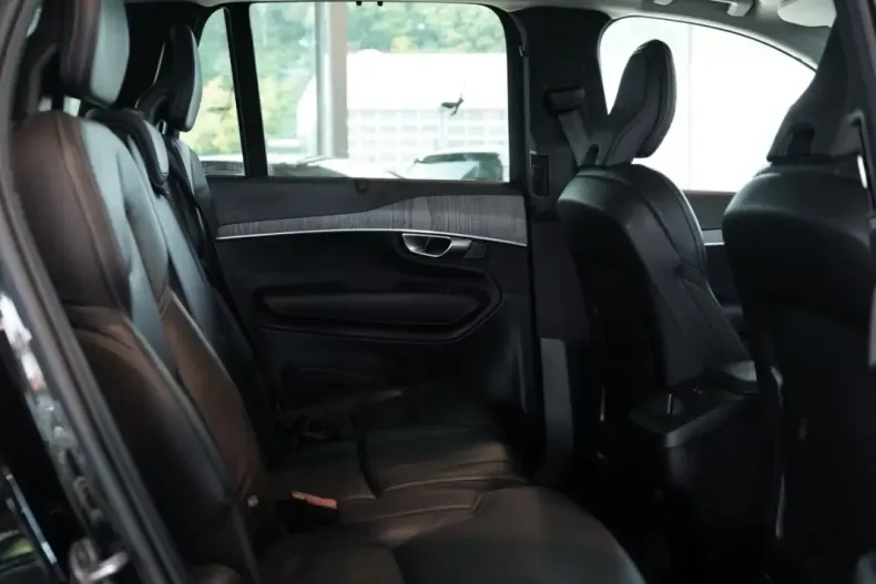 Volvo XC90 din 2023 cu 20.000 km - oferta VOL108064 - foto 15