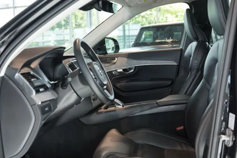 Volvo XC90 din 2023 cu 20.000 km - oferta VOL108064 - foto 16