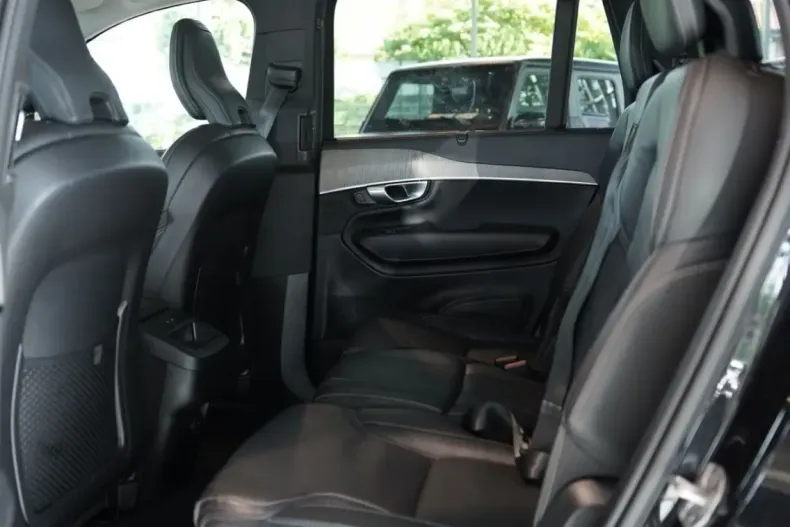 Volvo XC90 din 2023 cu 20.000 km - oferta VOL108064 - foto 25