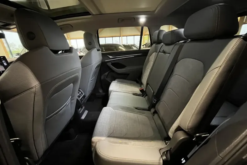 Skoda Kodiaq din 2024 cu 18.490 km - oferta SKO108081 - foto 16