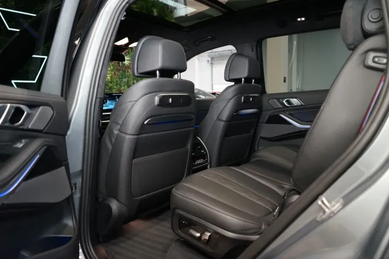 BMW X7 din 2023 cu 41.243 km - oferta BMW108083 - foto 13