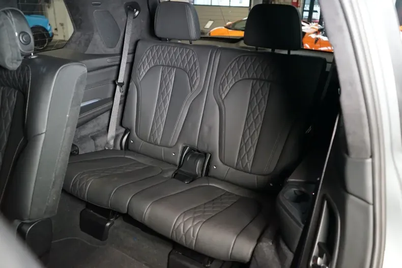 BMW X7 din 2023 cu 41.243 km - oferta BMW108083 - foto 15