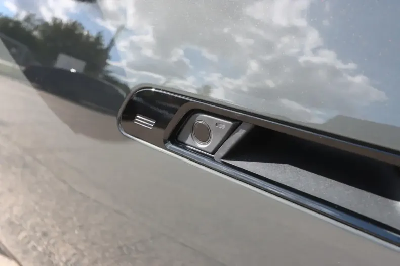 BMW 740 din 2025 cu 4.500 km - oferta BMW108087 - foto 9