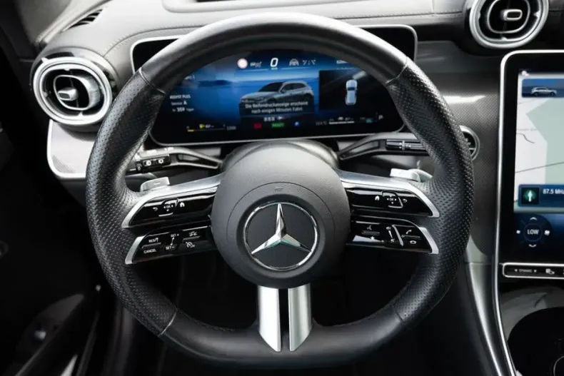 Mercedes-Benz GLC 400 din 2024 cu 41.840 km - oferta MER108107 - foto 9