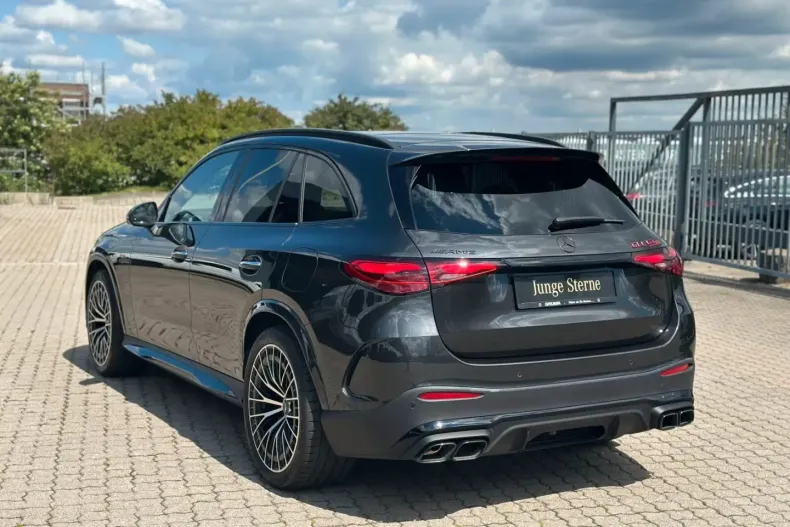 Mercedes-Benz GLC 63 AMG din 2024 cu 19.065 km - oferta MER108109 - foto 8