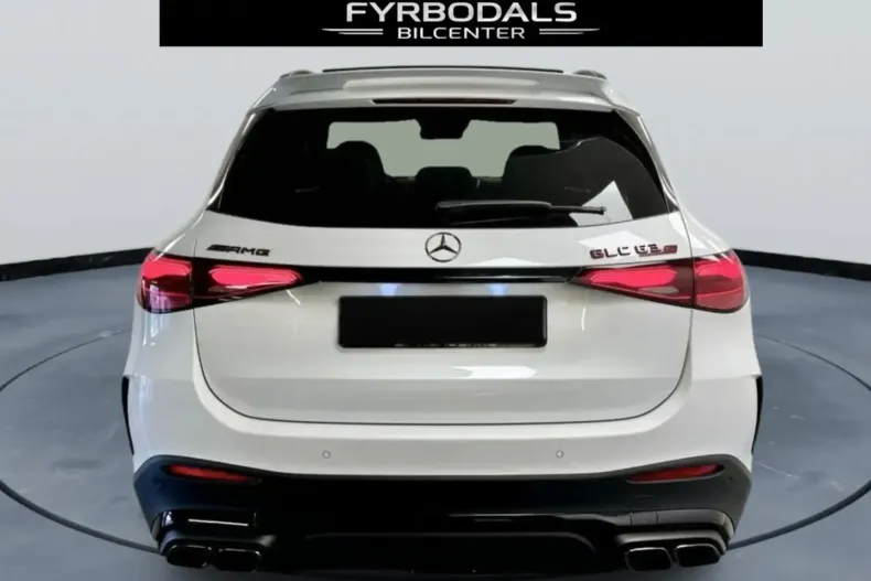 Mercedes-Benz GLC 63 AMG din 2024 cu 17.400 km - oferta MER108110 - foto 10