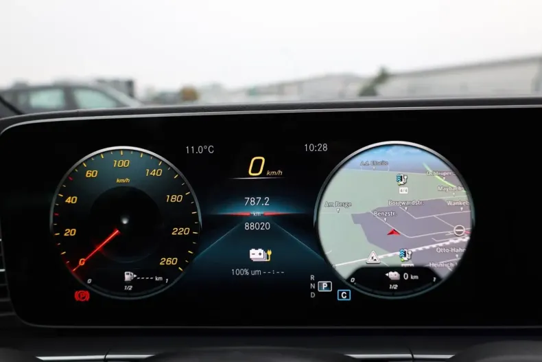 Mercedes-Benz GLE 350 din 2021 cu 88.002 km - oferta MER108112 - foto 10