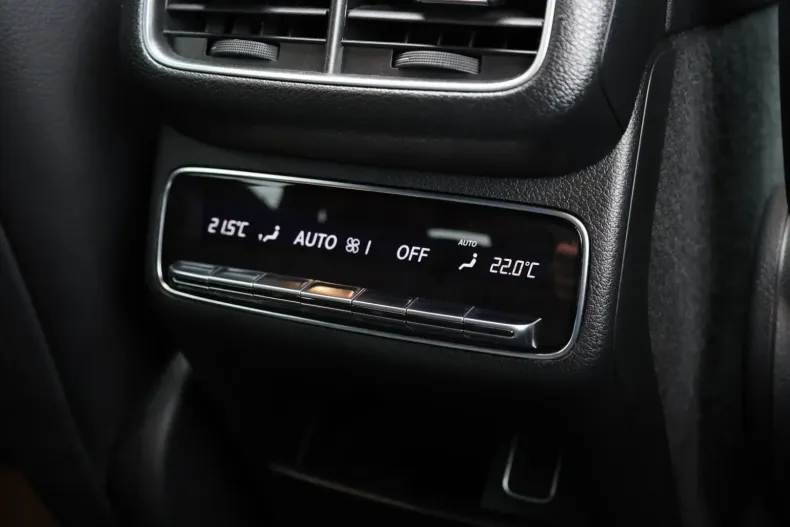 Mercedes-Benz GLE 350 din 2021 cu 88.002 km - oferta MER108112 - foto 21