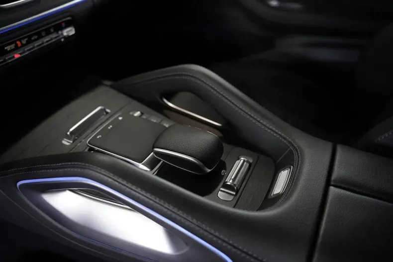 Mercedes-Benz GLE 450 din 2024 cu 25.000 km - oferta MER108119 - foto 25