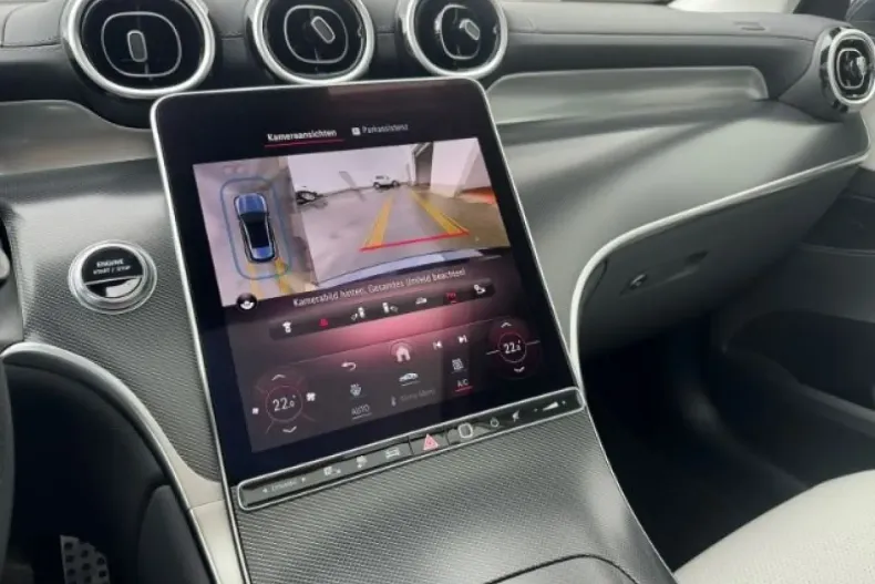 Mercedes-Benz GLC 300 din 2023 cu 15.634 km - oferta MER108120 - foto 10