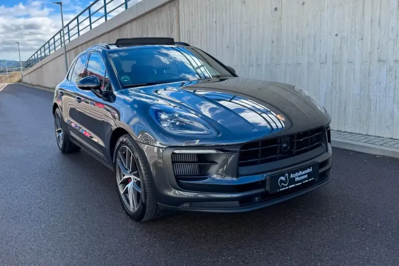 Porsche Macan din 2023 cu 32.500 km - oferta POR108121 - foto 3