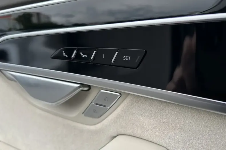 Audi A8 din 2023 cu 74.700 km - oferta AUD108122 - foto 9