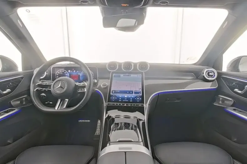 Mercedes-Benz GLC 400 din 2024 cu 47.207 km - oferta MER108123 - foto 9