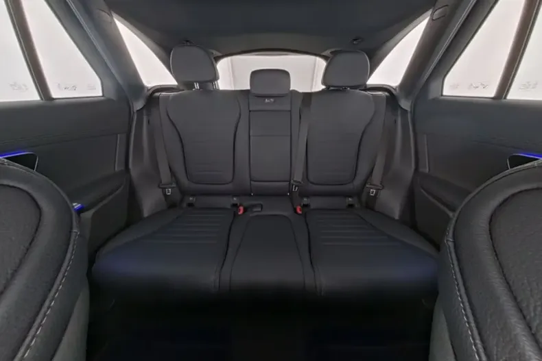 Mercedes-Benz GLC 400 din 2024 cu 47.207 km - oferta MER108123 - foto 10