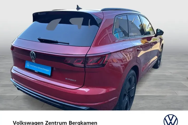 Volkswagen Touareg din 2024 cu 24.840 km - oferta VOL108125 - foto 3