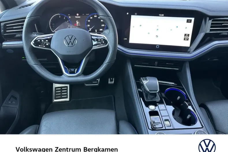 Volkswagen Touareg din 2024 cu 24.840 km - oferta VOL108125 - foto 6