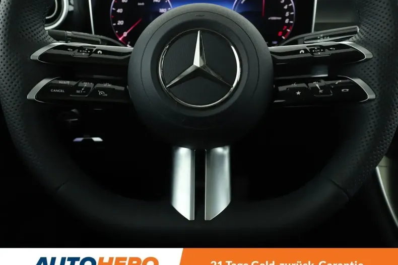 Mercedes-Benz GLC 400 din 2024 cu 24.029 km - oferta MER108126 - foto 9