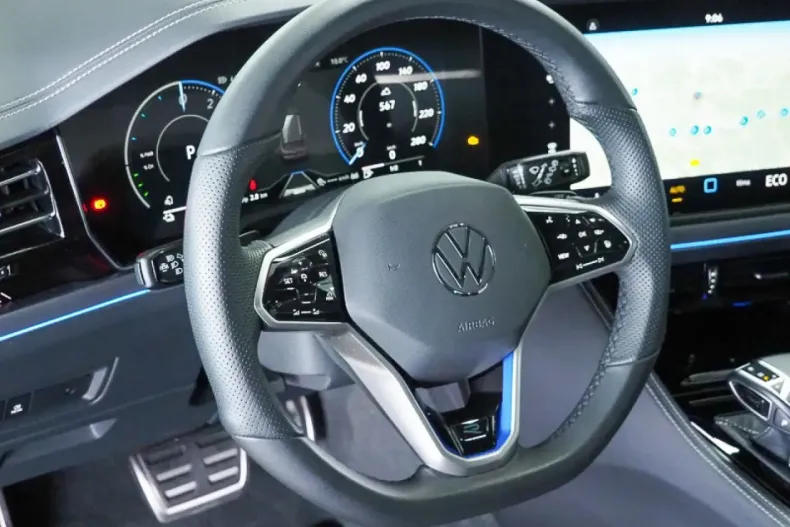 Volkswagen Touareg din 2024 cu 16.020 km - oferta VOL108127 - foto 12