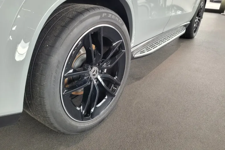 Mercedes-Benz GLE 450 din 2024 cu 20.000 km - oferta MER108134 - foto 4