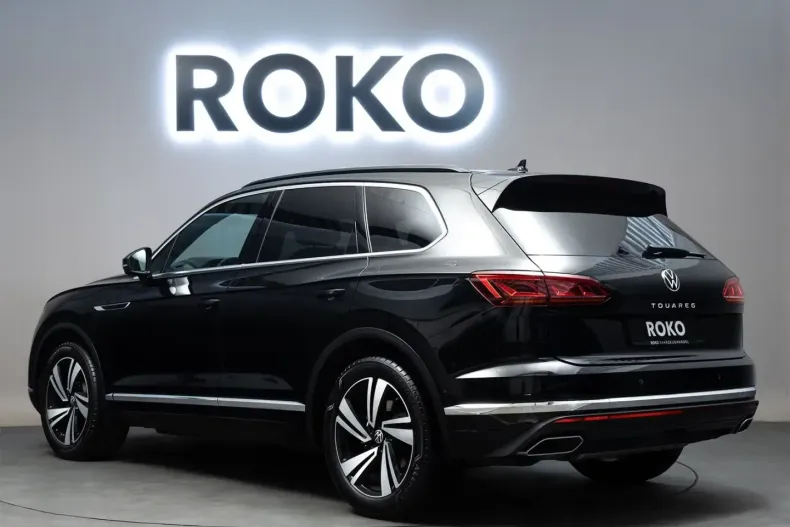 Volkswagen Touareg din 2023 cu 63.600 km - oferta VOL108148 - foto 8