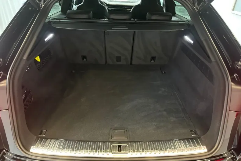 Audi RSQ8 din 2022 cu 23.045 km - oferta AUD108165 - foto 4