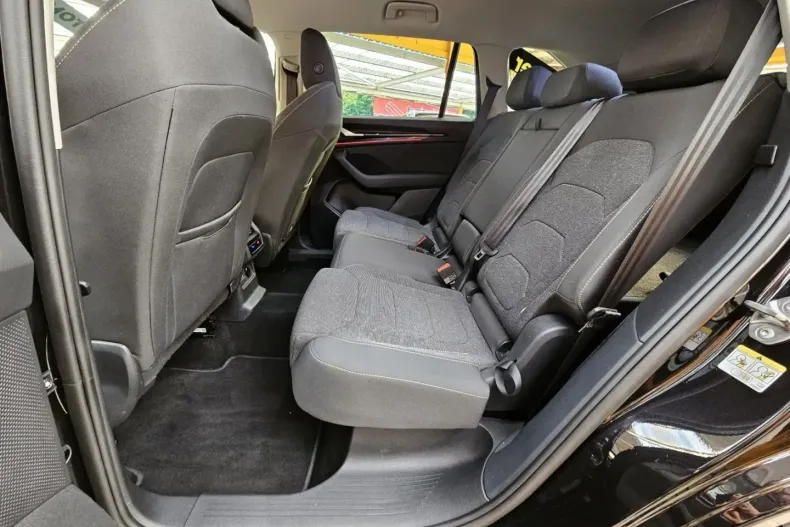 Skoda Kodiaq din 2025 cu 19.000 km - oferta SKO108169 - foto 13