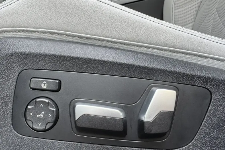 BMW X6 din 2025 cu 8.731 km - oferta BMW108176 - foto 13