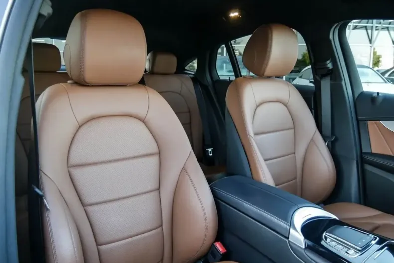 Mercedes-Benz GLC 300 din 2022 cu 42.534 km - oferta MER108179 - foto 6