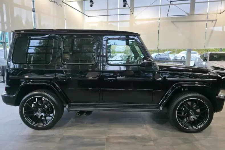 Mercedes-Benz G 63 AMG din 2024 cu 4.600 km - oferta MER108181 - foto 5