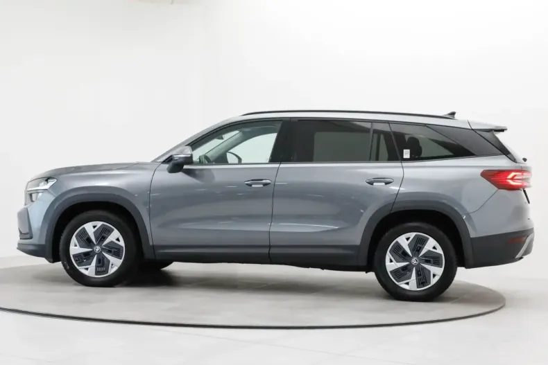 Skoda Kodiaq din 2025 cu 19.140 km - oferta SKO108184 - foto 8