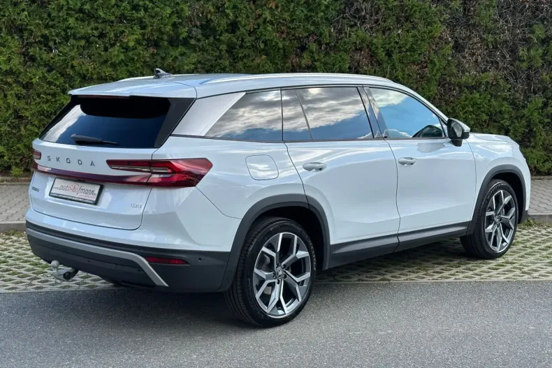 Skoda Kodiaq din 2024 cu 24.325 km - oferta SKO108202 - foto 2