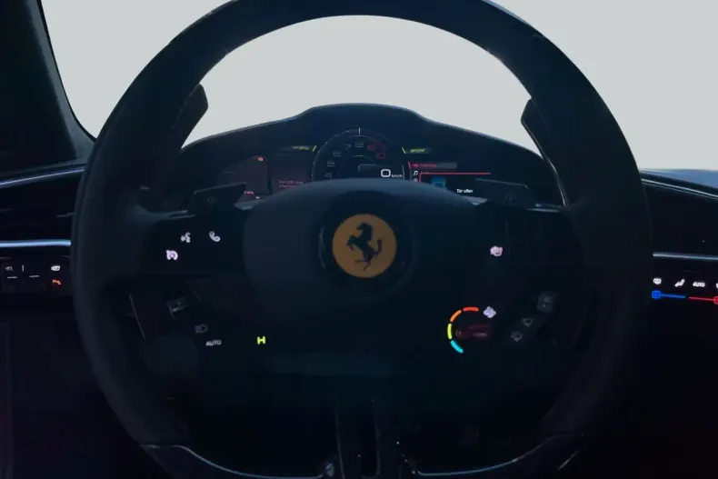 Ferrari 296 GTS din 2023 cu 1.520 km - oferta FER108207 - foto 17