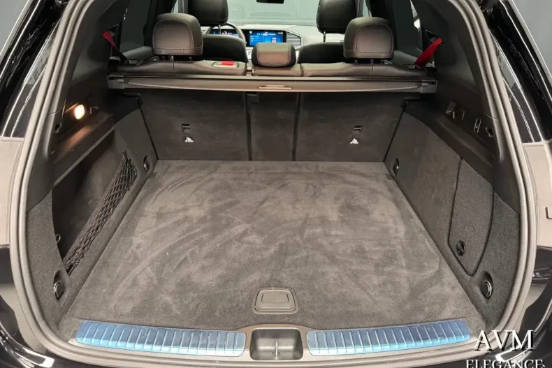 Mercedes-Benz GLE 63 AMG din 2024 cu 12.300 km - oferta MER108211 - foto 11