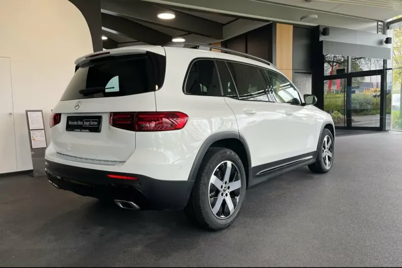 Mercedes-Benz GLB 220 din 2024 cu 13.000 km - oferta MER108224 - foto 9