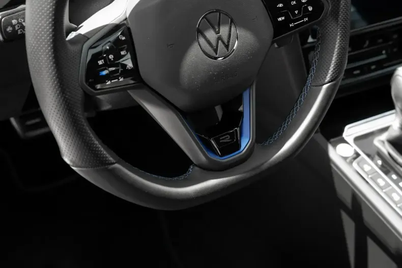 Volkswagen Arteon din 2023 cu 10.000 km - oferta VOL108228 - foto 18