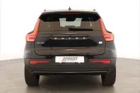 Volvo XC40 din 2023 cu 26.100 km - oferta VOL108229 - foto 3