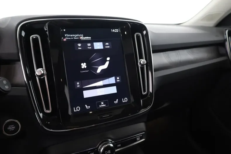 Volvo XC40 din 2023 cu 26.100 km - oferta VOL108229 - foto 13