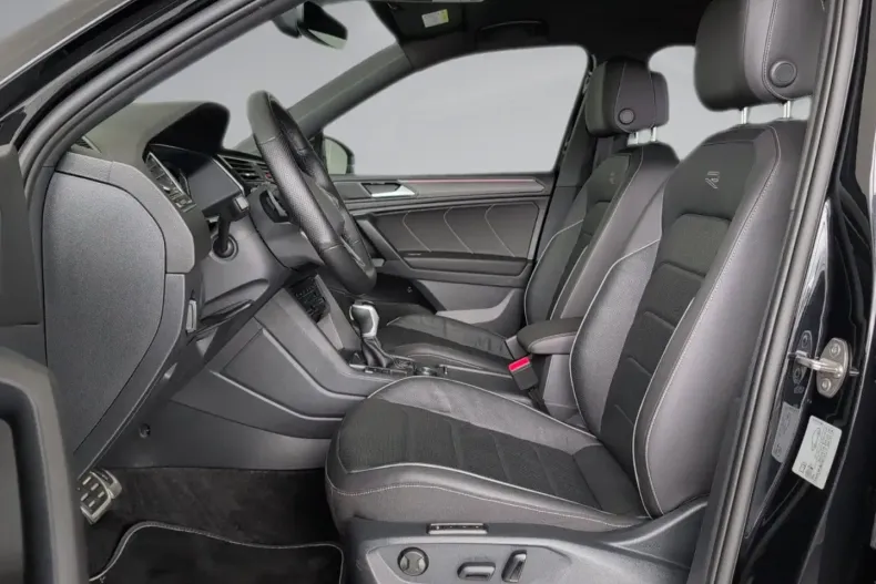 Volkswagen Tiguan Allspace din 2023 cu 25.766 km - oferta VOL108230 - foto 17