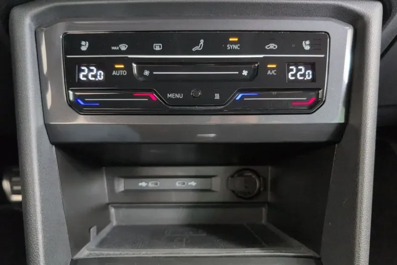 Volkswagen Tiguan Allspace din 2023 cu 25.766 km - oferta VOL108230 - foto 44