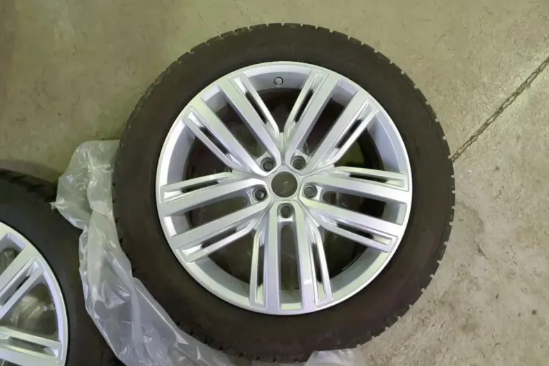 Volkswagen Tiguan din 2024 cu 11.530 km - oferta VOL108235 - foto 12