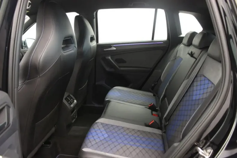 Volkswagen Tiguan din 2024 cu 11.530 km - oferta VOL108235 - foto 17