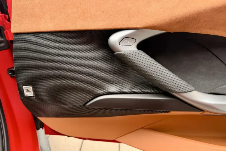 Ferrari 296 GTB din 2024 cu 4.899 km - oferta FER108239 - foto 17