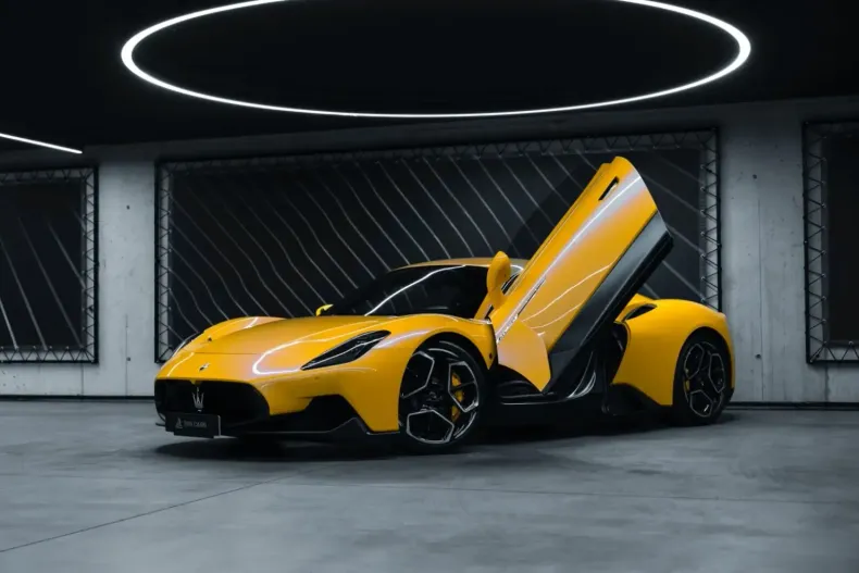 Maserati MC20 din 2023 cu 19.900 km - oferta MAS108243 - foto 1