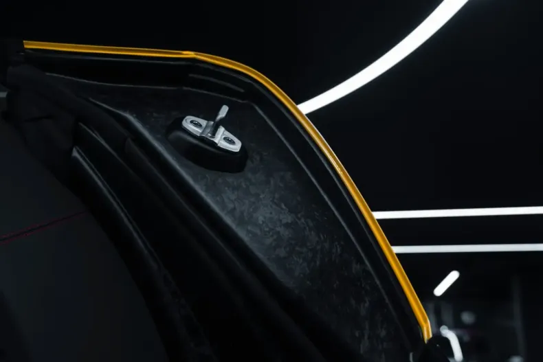 Maserati MC20 din 2023 cu 19.900 km - oferta MAS108243 - foto 8